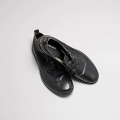 ZAPATOS NEGROS CIERRE DIESEL - comprar online