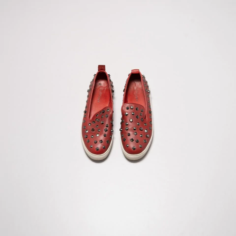 ZAPATILLAS TACHAS SARKANY - comprar online