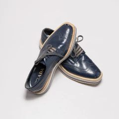 ZAPATOS AZULES CORDONES PRADA - The Vintage Hole