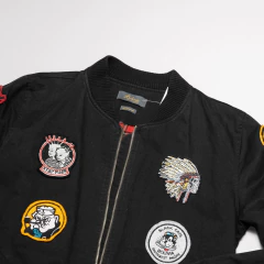 CAMPERA NEGRA JEAN BORDADA BOLIVIA - comprar online