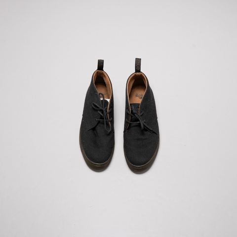 ZAPATOS NEGROS CORDONES TELA D MARTEN