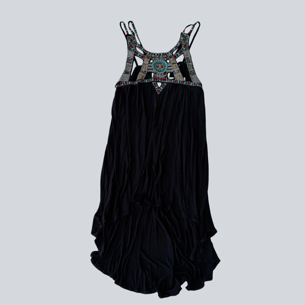 REMERA NEGRA BORDADA FREE PEOPLE