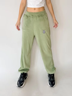 CONJUNTO POLAR SOFT CAROL VERDE MANO (2 PIEZAS) - PIPIRETA