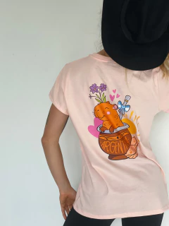 REMERA ARGENTO salmon mapa - PIPIRETA