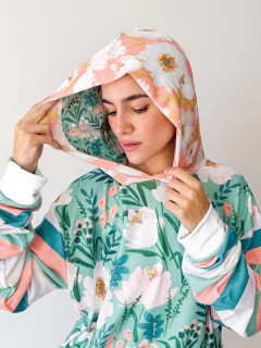 BUZO FLOPPY FLOWER GREEN en internet