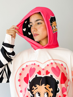 BUZO FUNNY OFF WHITE BETTY en internet
