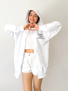 CAMPERA ARGENTO REPUBLICA BLANCA HECHO EN CASA en internet