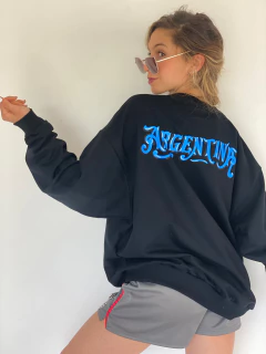 BUZO LIVIANO ARGENTO negro carpincho en internet