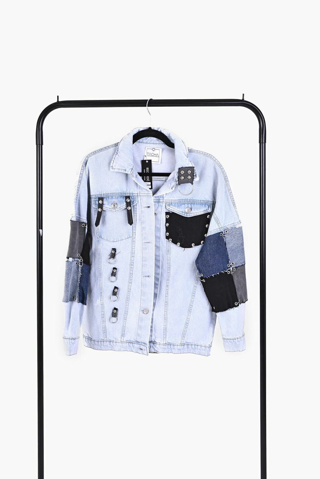 Campera Patch thumbnail 3