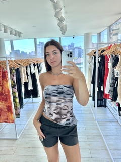 Short cuerina bolsillos en internet