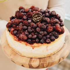 CheeseCake con Frutos Rojos - Pauline Boulangerie