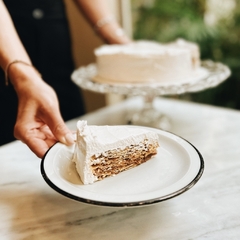 Porción Señor Rogel en internet