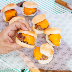 Mini burger con cheddar x 6