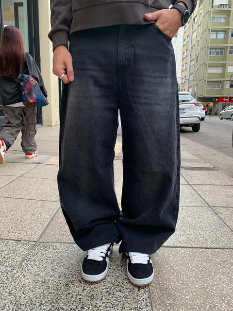 Baggy Moon