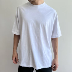 Remera Over Eladio en internet