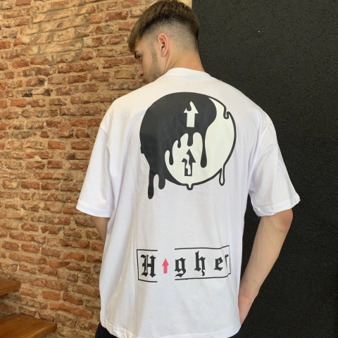 Remera Higher Yang