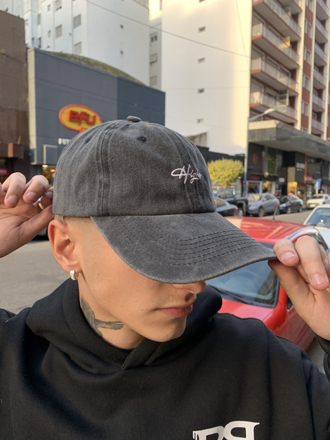 Gorra Street Higher