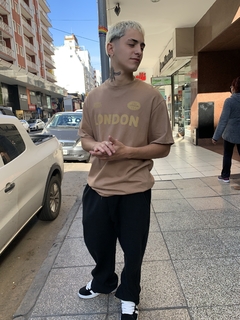 Remera London en internet