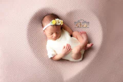 Posing Love + Capa Creme - Photo Props