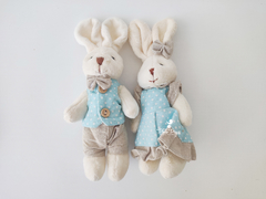 Casal Coelhinhos Fofuron Decorativo Cenográfico