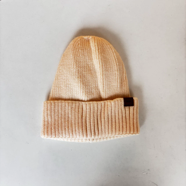 Gorro Rocky crudo de Kio