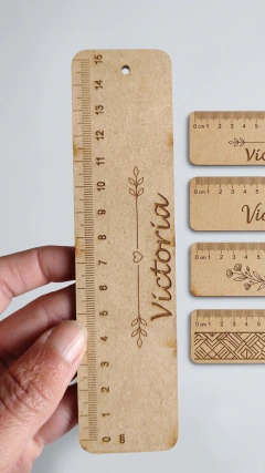 Imagen de Pack x20 Reglas de Madera Personalizadas