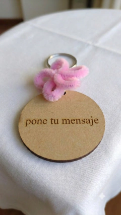Imagen de Pack 20 Llaveros de Madera Personalizados con Borla