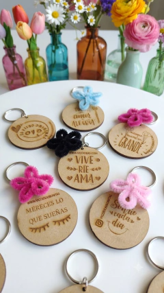 Pack 20 Llaveros de Madera Personalizados con Borla - comprar online