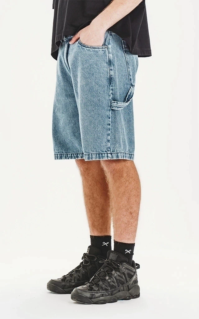 Bermuda Stevens - Luxo