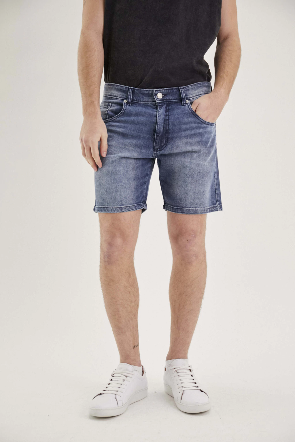 Bermuda Darling - Airborn