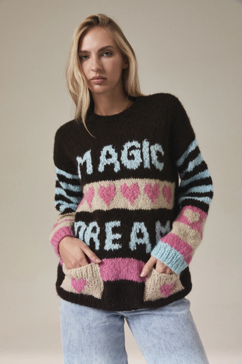 SWEATER MAGIC