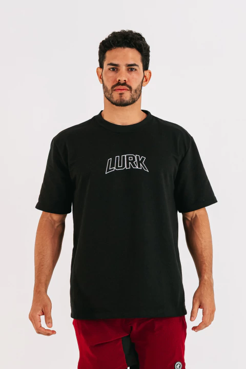 camiseta oversized preta lurk
