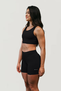 Imagem do Shorts Feminino Bolso Lateral Preto Patch Lurk