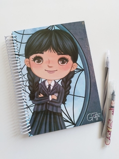 Caderno Wandinha Capa Dura