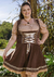 Descubra o Traje Liebe Marrom Plus, com colete e saia costurados, tecido confortável e elegante. Compre agora e encante-se!