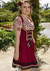 Descubra o Traje Liebe Marsala, modelo de colete e saia que une conforto e estilo. Compre agora e arrase na Oktoberfest!