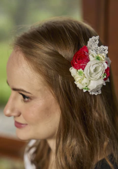 Presilha Florzinhas Off e Vermelho - comprar online