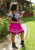 Descubra o Vestido Violeta Pink e Preto, com blusa, colete e saia em costurados juntos. Conforto e estilo em um só produto. Garanta o seu agora mesmo!