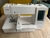 Maquina de Bordar Janome MC400e + Porta Conos Regalo - Maquineria Cuyo - Coser y Bordar Argentina