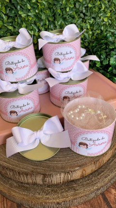Latinha Personalizada com Mini terço Batizado - comprar online