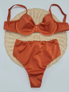 Meia taça trilobal terra cota / Hot pant fio duplo
