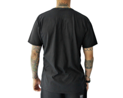 Remera charles negra - comprar online