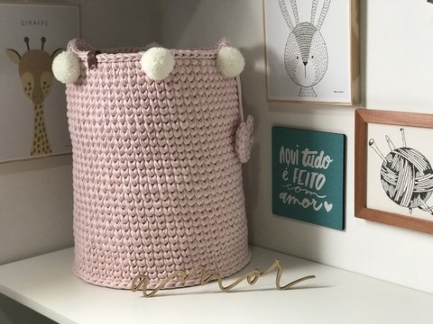 Cesto Fio de Malha 30x40 com Pompom