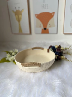 Bandeja com alça revestida - Atelie Pontos e Fios