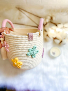 Cesto Jardim Encantado 20x20 - Atelie Pontos e Fios