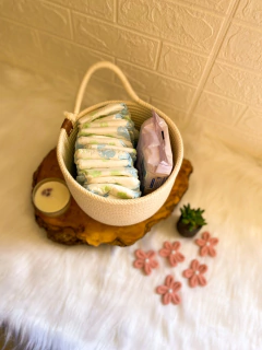 Cesto porta fraldas suspenso de Corda 20x17 - Atelie Pontos e Fios