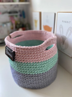 Cesto Fio de Malha 40x30 com plaquinha personalizada - comprar online