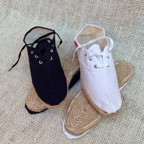 Alpargatas de lona y yute con cordones CONSULTAR DISPONIBILIDAD DE NÚMERO