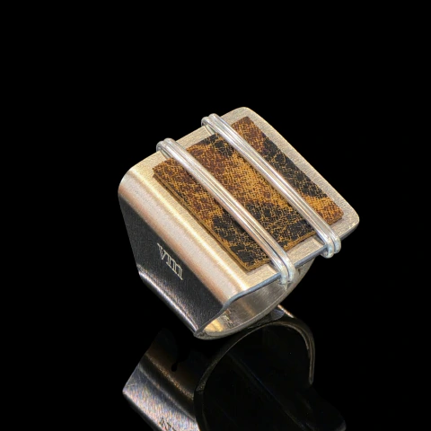 Anillo RECTANGULAR cuero en internet