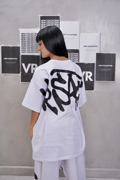 Remeron Graffiti Blanco PRE VENTA - comprar online